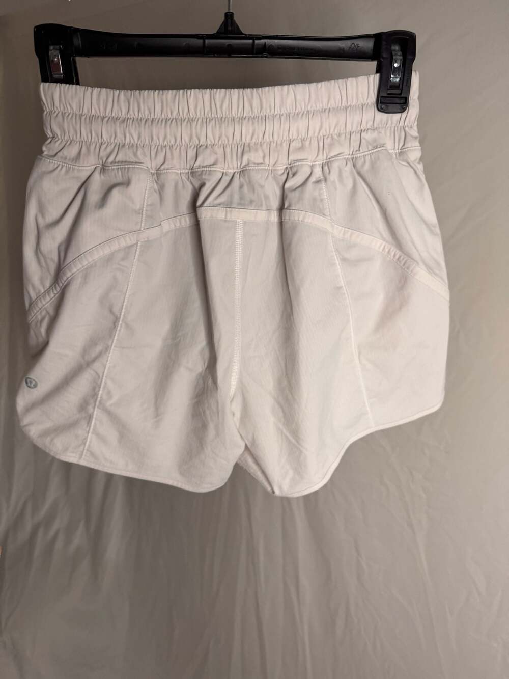 Lululemon Track That High-Rise Lined Running Short 5 inch - Picture 2 of 4